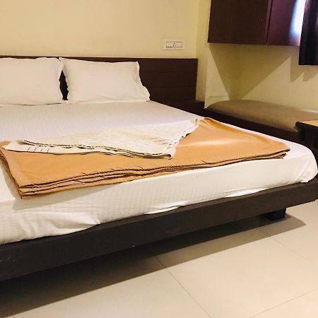 Staymaker Bright Palace Residency Шімоґа Екстер'єр фото